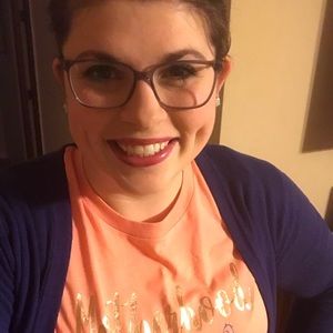 Meet your Posher, Rebecca